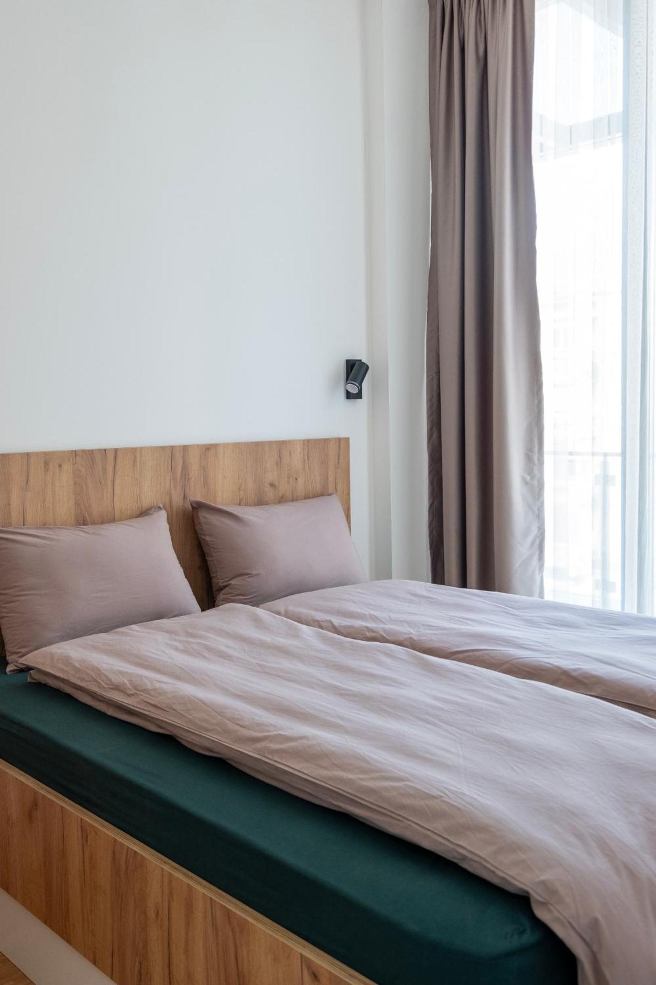 Home Art Apartments Szkopje Kültér fotó