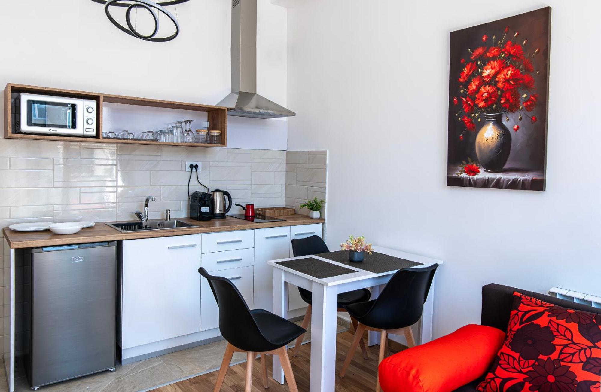 Home Art Apartments Szkopje Kültér fotó